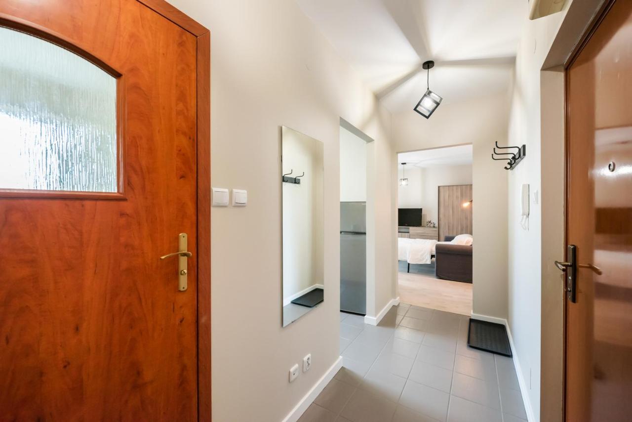 Ursus Pleasant Apartment Βαρσοβία Εξωτερικό φωτογραφία